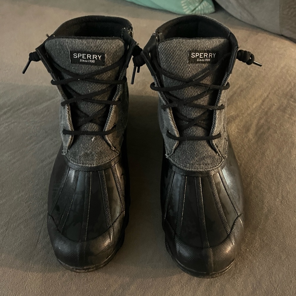 Womens Sperry Boots Size 9